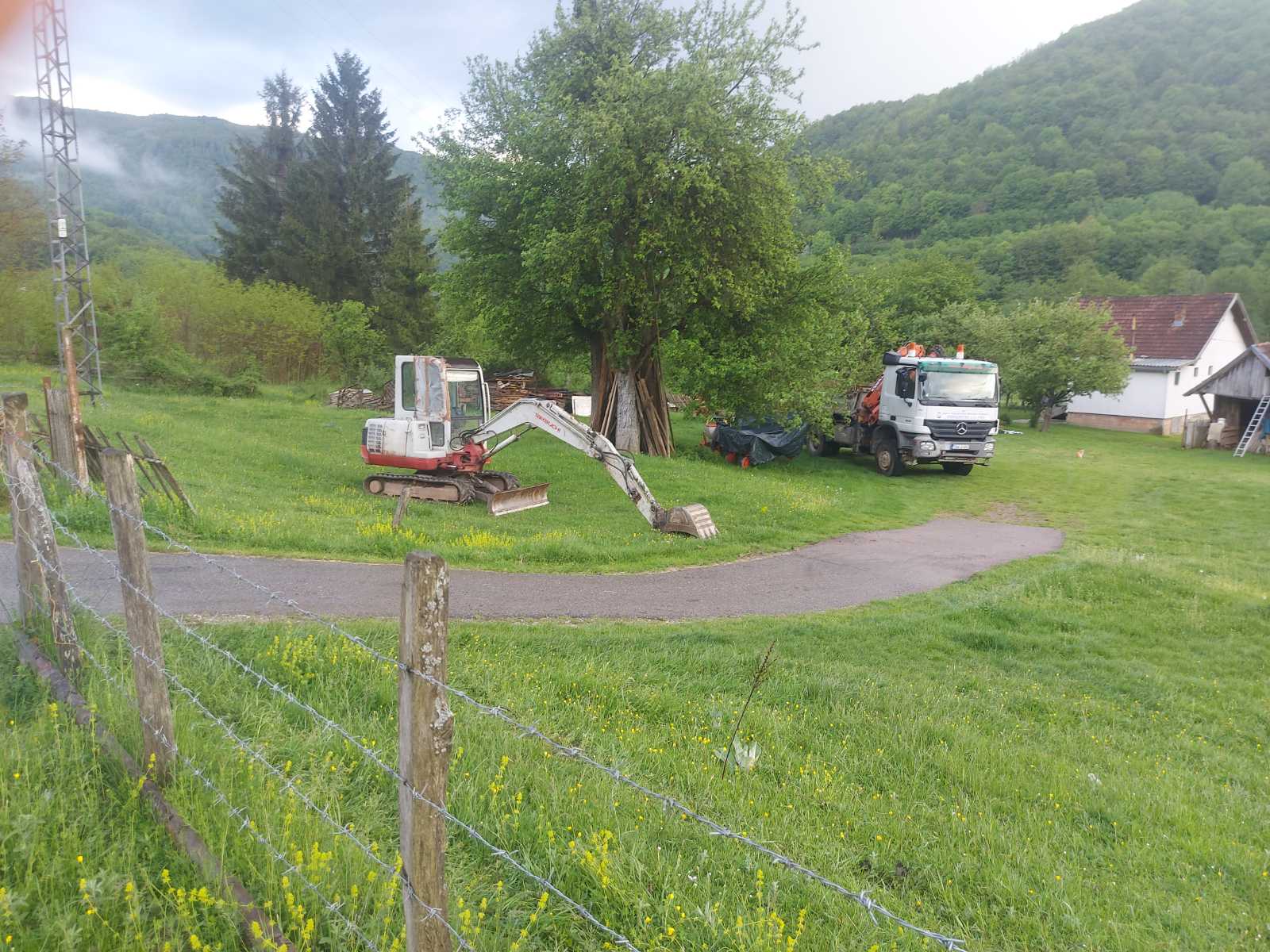 Почели радови на постављању уличне расвјете у МЗ Миљено